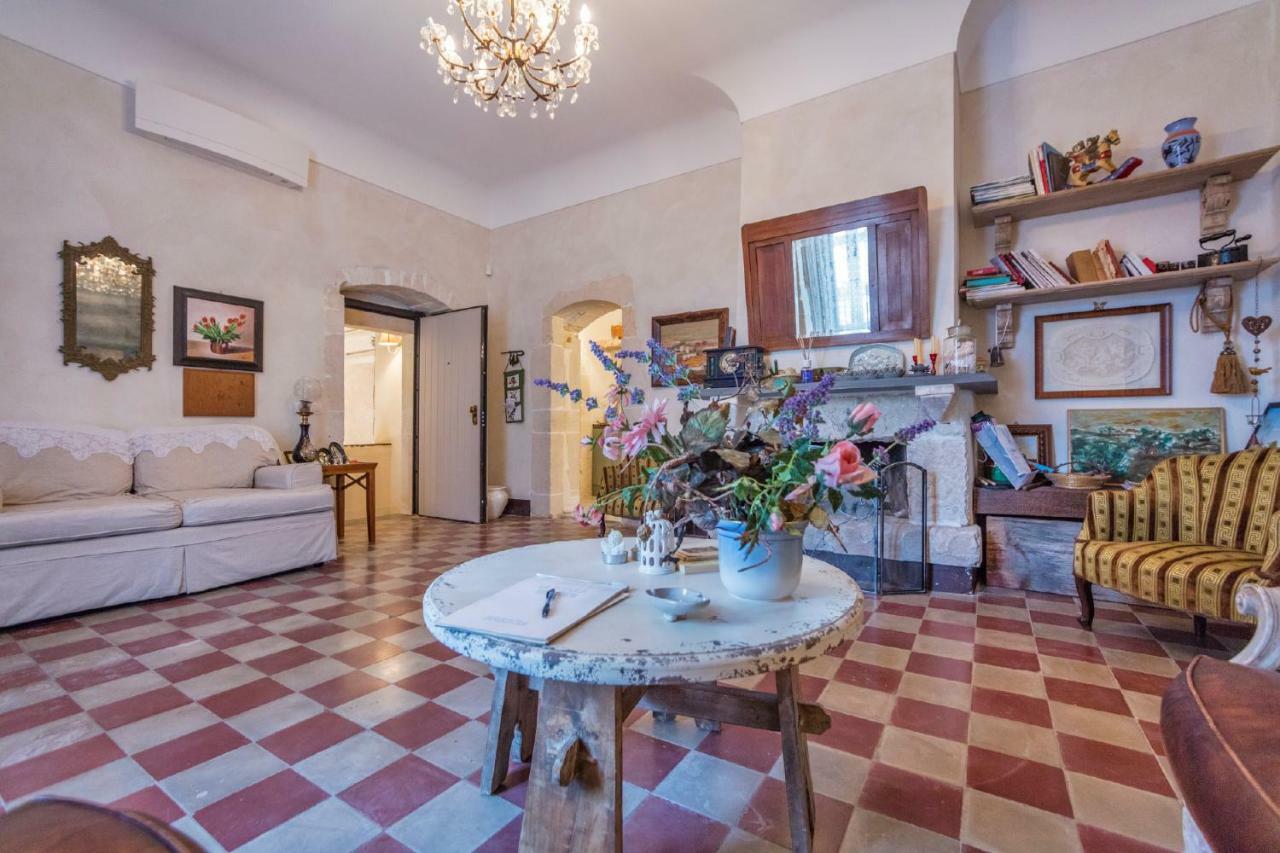 Гостевой дом Terre Di Cavalusi Relais Доннафугата Экстерьер фото